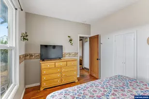 633 SE Ash St, Dallas, OR 97338 - Photo 13