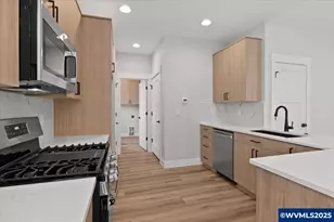 310 NE Clay St, Sublimity, OR 97385 - Photo 15