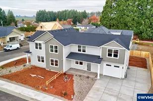 310 NE Clay St, Sublimity, OR 97385 - Photo 9