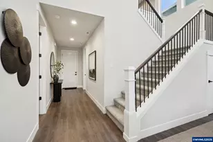 708 Magnolia Ave, Woodburn, OR 97071 - Photo 25