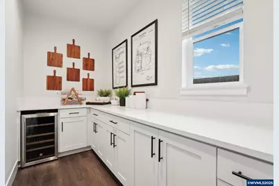 708 Magnolia Av, Woodburn, OR 97071 - Photo 43