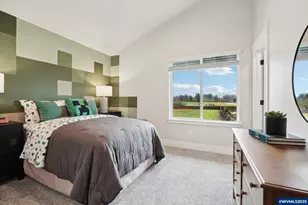 708 Magnolia Ave, Woodburn, OR 97071 - Photo 21