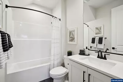 708 Magnolia Av, Woodburn, OR 97071 - Photo 5