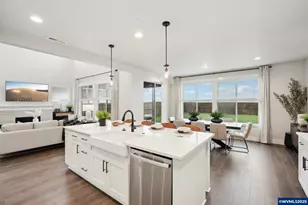 708 Magnolia Ave, Woodburn, OR 97071 - Photo 39