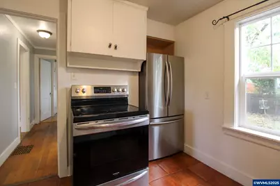 2490 E Nob Hill St SE, Salem, OR 97302 - Photo 21