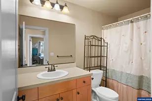 150 Muirfield Ave SE, Salem, OR 97306 - Photo 21