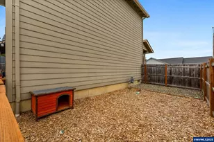 1202 Albatross Ct, Sweet Home, OR 97386 - Photo 31