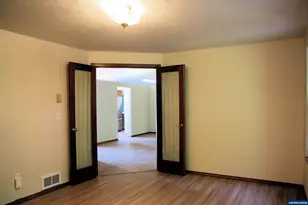 1221 36th Ave SW, Albany, OR 97321 - Photo 13