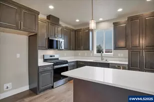 1115 SW Valsetz Av, Dallas, OR 97338 - Photo 11