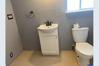 373 SW Church St, Dallas, OR 97338 - Photo 41