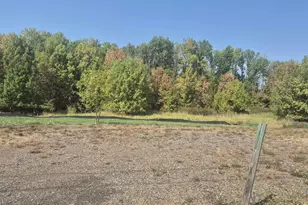 4235 SW Country Club Dr, Corvallis, OR 97333 - Photo 1