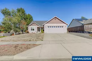 1451 Ryan Dr, Silverton, OR 97381 - Photo 1