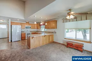 1451 Ryan Dr, Silverton, OR 97381 - Photo 17