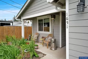 1651 13th Ave, Sweet Home, OR 97386 - Photo 5