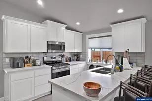 1651 13th Ave, Sweet Home, OR 97386 - Photo 9