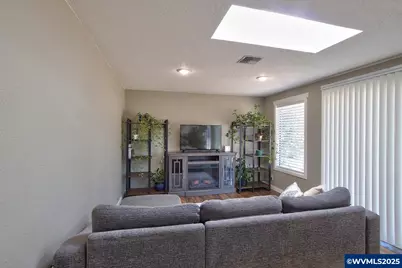 3631 Meadowview St SE, Albany, OR 97322 - Photo 11