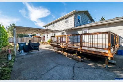 151 Cleveland St, Lebanon, OR 97355 - Photo 37