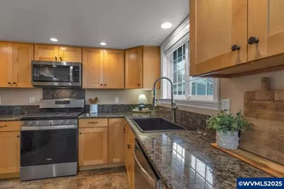 1393 SW Alexander Dr, Dallas, OR 97338 - Photo 17