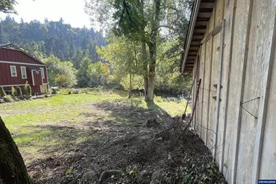 1306 S Water St, Silverton, OR 97381 - Photo 11