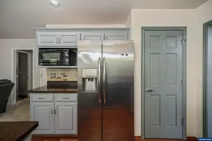 2221 NW Elm St, McMinnville, OR 97128 - Photo 15