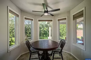 2221 NW Elm St, McMinnville, OR 97128 - Photo 17