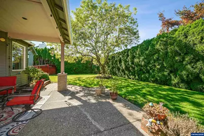 2221 NW Elm St, McMinnville, OR 97128 - Photo 35