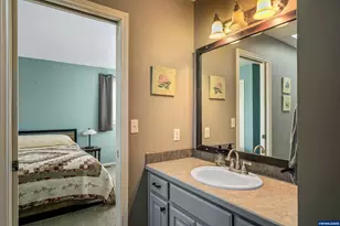 2221 NW Elm St, McMinnville, OR 97128 - Photo 29