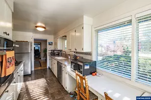 865 Lebanite Dr, Lebanon, OR 97355 - Photo 9