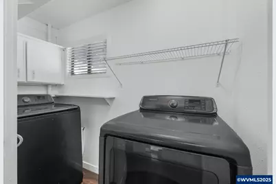 319 18th St SE, Salem, OR 97301 - Photo 17