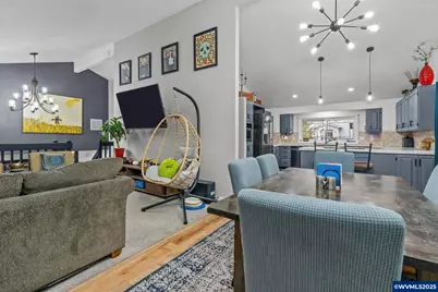 443 Suncrest Av NW, Salem, OR 97304 - Photo 11