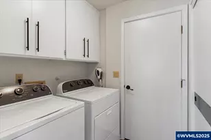 355 Jacobson S Ct, Monmouth, OR 97361 - Photo 31