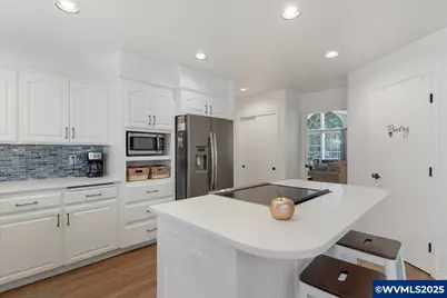 355 Jacobson S Ct, Monmouth, OR 97361 - Photo 13