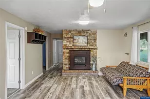 33781 Mt Tom Dr, Harrisburg, OR 97446 - Photo 9