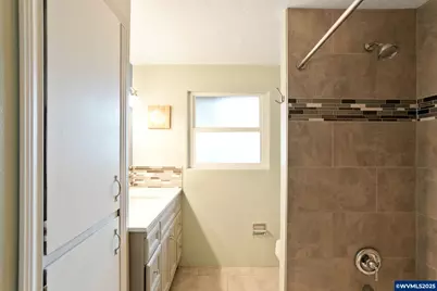 33781 Mount Tom Dr, Harrisburg, OR 97446 - Photo 27