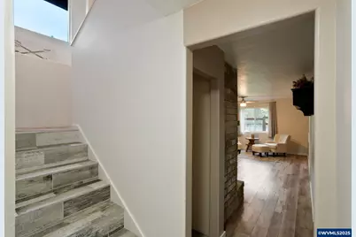 33781 Mount Tom Dr, Harrisburg, OR 97446 - Photo 15