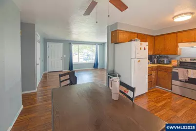 211 30th (&amp; 213) Pl, Albany, OR 97322 - Photo 9