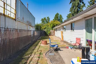 211 30th (&amp; 213) Pl, Albany, OR 97322 - Photo 17