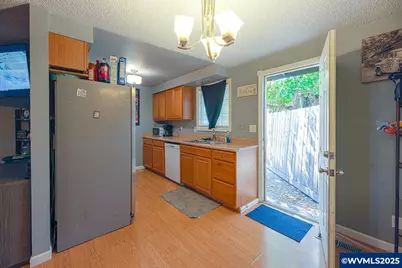 2000 SE Thurston (&amp; 2006) St, Albany, OR 97322 - Photo 5