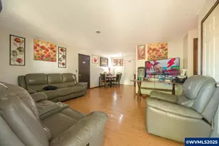 2000 SE Thurston (&amp 2006) St, Albany, OR 97322 - Photo 17