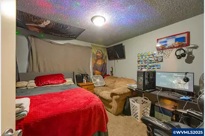 2000 SE Thurston (&amp; 2006) St, Albany, OR 97322 - Photo 13