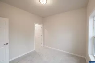 1492 Strawberry Ridge Dr, Sweet Home, OR 97386 - Photo 21