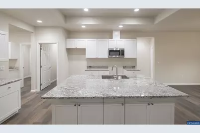 1492 Strawberry Ridge Dr, Sweet Home, OR 97386 - Photo 13