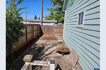 1040 6th Av SE, Albany, OR 97321 - Photo 37