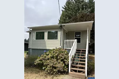 645 East Thornton Lake Dr NW, Albany, OR 97321 - Photo 1