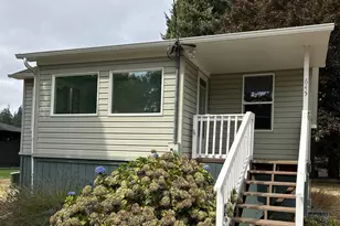 645 East Thornton Lake Dr NW, Albany, OR 97321 - Photo 1