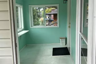 645 East Thornton Lake Dr NW, Albany, OR 97321 - Photo 3