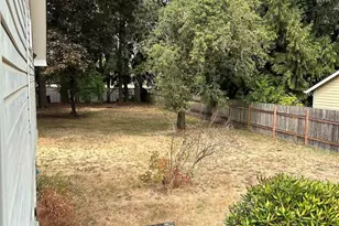 645 East Thornton Lake Dr NW, Albany, OR 97321 - Photo 21