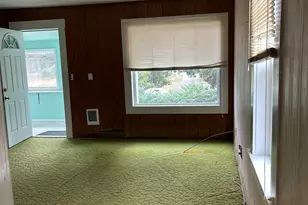 645 East Thornton Lake Dr NW, Albany, OR 97321 - Photo 5