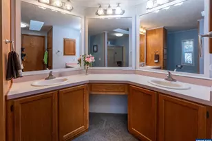 2120 Robins #111 Ln SE, Salem, OR 97306 - Photo 35