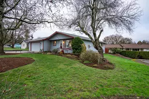 3236 48th Ave NE, Salem, OR 97305 - Photo 3